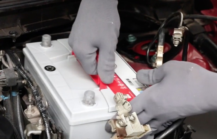 How To Install A Car Battery